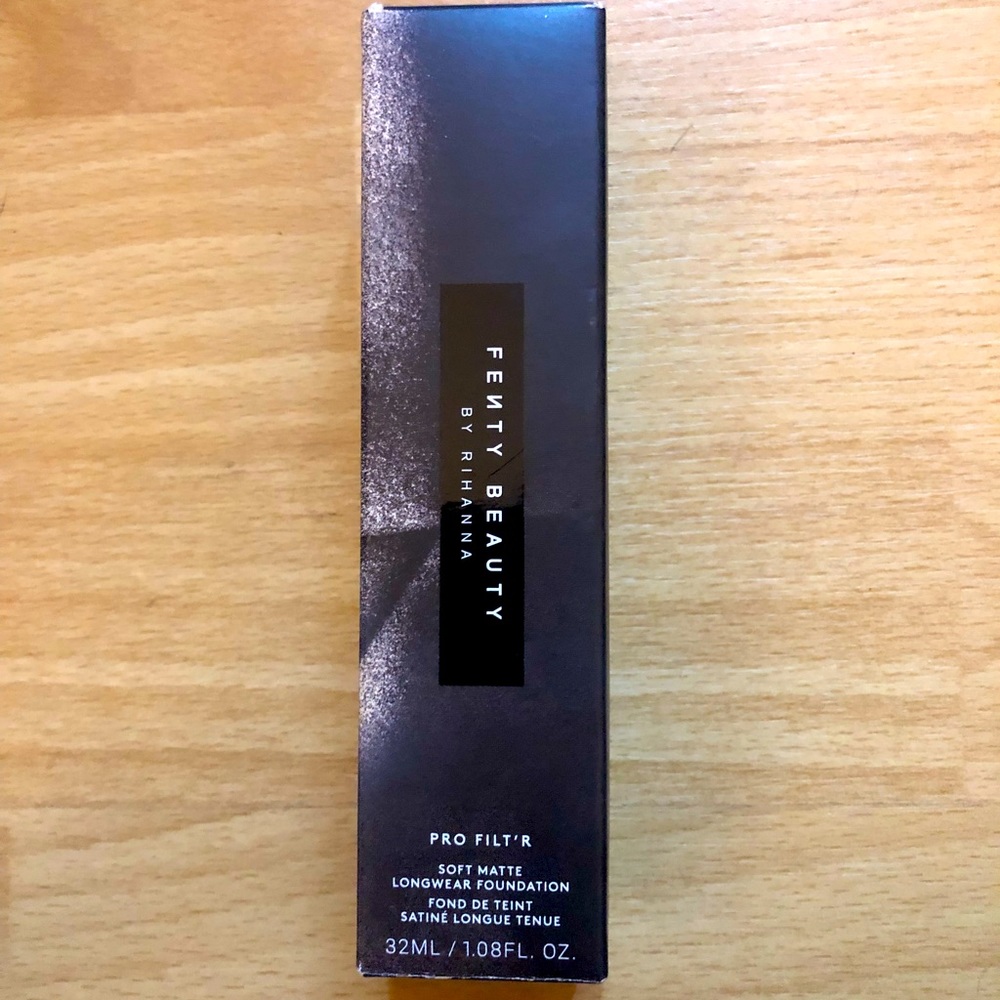 Fenty Beauty Pro Filt’r foundation 290